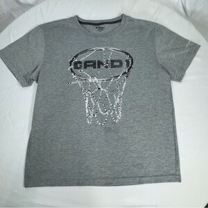 And1 Men’s Gray Basketball Hoop Short Sleeve Tee